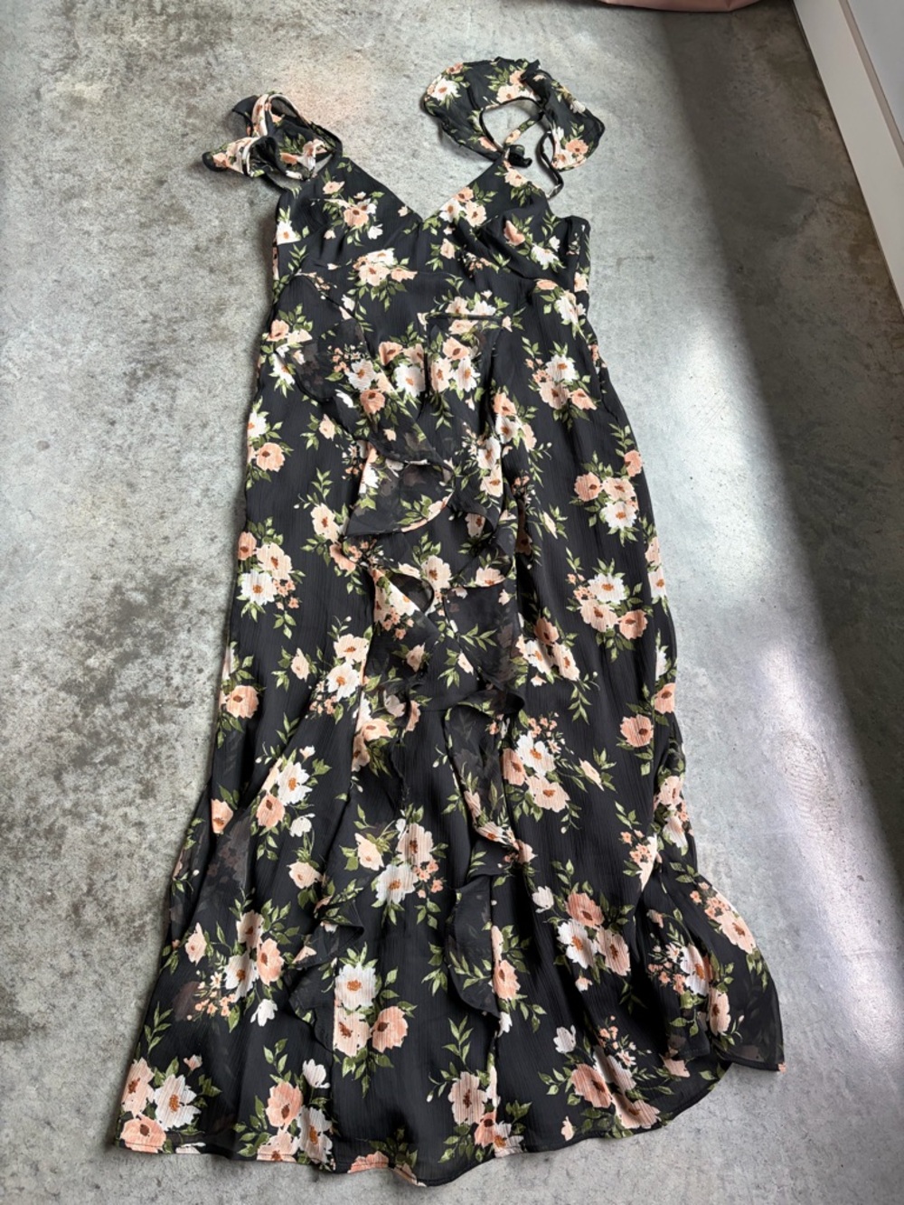 Old Navy Black Floral Ruffle Tie-Shoulder Maxi Dress with Peach Flowers